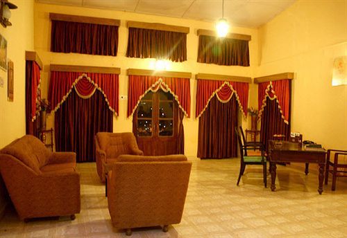British Cliff Club Resort Утакаманд Экстерьер фото