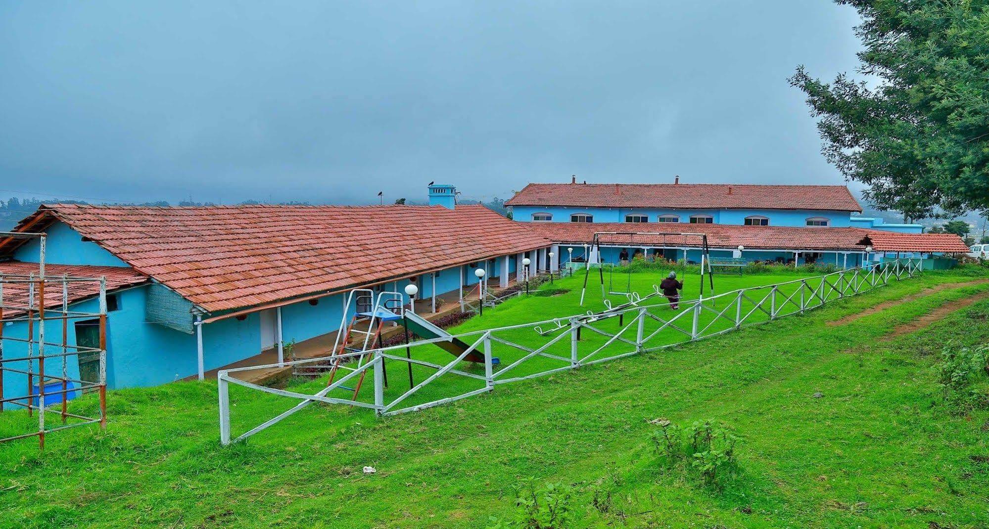 British Cliff Club Resort Утакаманд Экстерьер фото